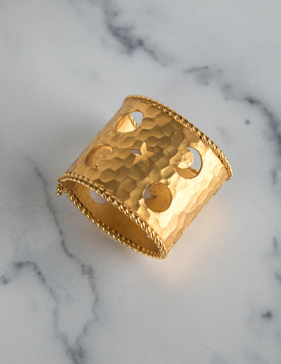 アクセサリー OLD archive celine bracelet gold y2k Celine Vintage Hammered Golden Celestial Moon and Stars Cuff
