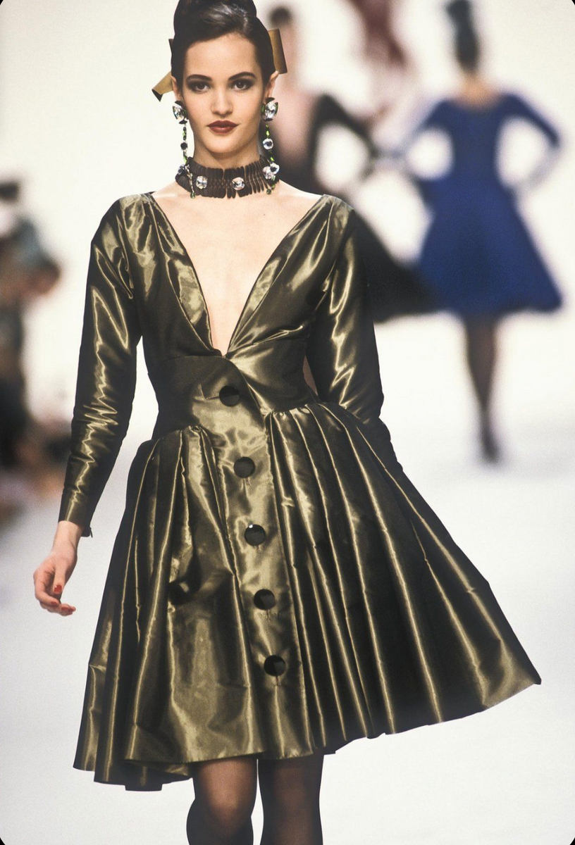 Yves Saint Laurent Vintage AW 1991 Metallic Green Silk Taffeta Plungin   Amarcord Vintage Fashion