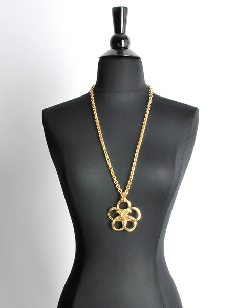 Chanel Vintage Gold Camellia Flower Necklace