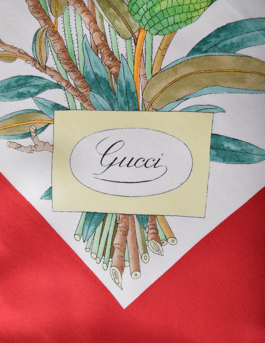 GucciFloraRedBorderSilkScarf_2