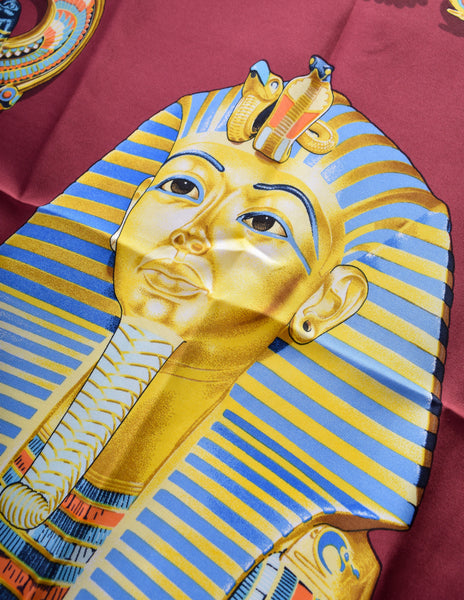 Hermes Vintage 1976 Tutankhamun Vladimir Rybaltchenko Burgundy Egyptian Theme Silk Carre Scarf