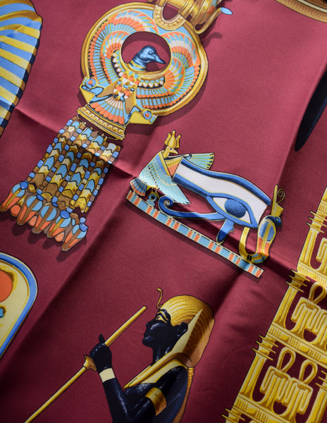 Hermes Vintage 1976 Tutankhamun Vladimir Rybaltchenko Burgundy Egyptian Theme Silk Carre Scarf