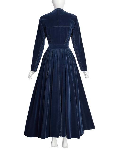 Azzedine Alaia Vintage AW 1988 Rare Deep Sapphire Blue Velvet Full Ski Amarcord Vintage Fashion Azzedine Alaia Vintage AW 1988 Rare Deep Sapphire Blue Velvet Full Ski Amarcord Vintage Fashion