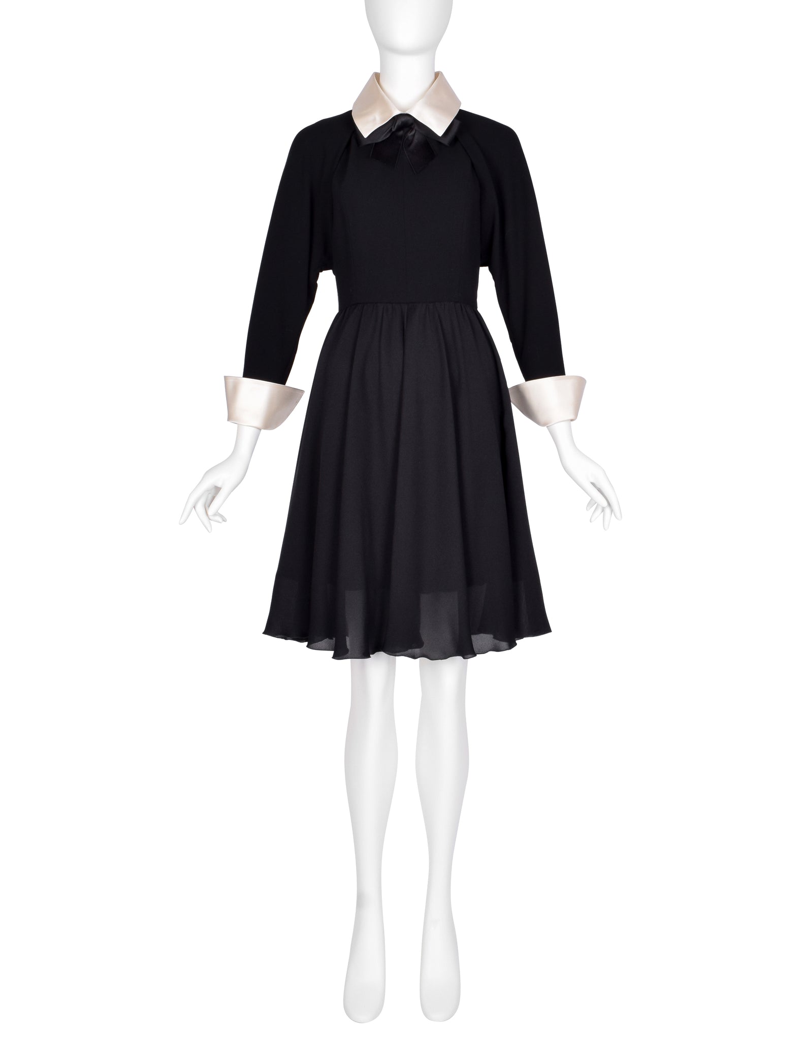 Chanel Vintage AW 1991 Black Wool and Silk Dress with Ivory Silk Collar and Cuffs