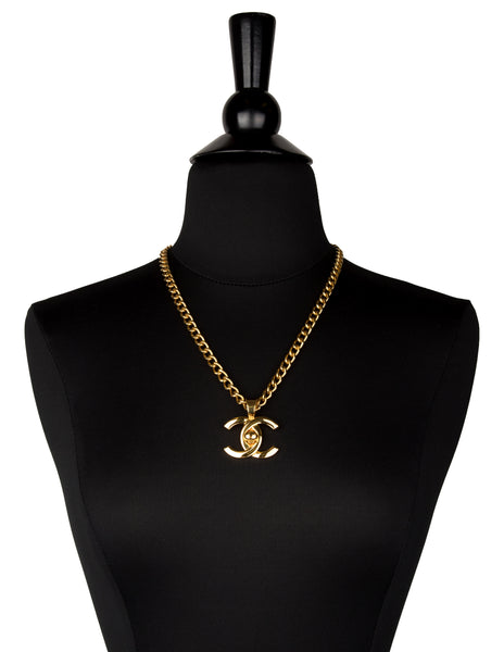 Chanel Vintage SS 1996 Iconic Golden CC Logo Turnlock Pendant Necklace