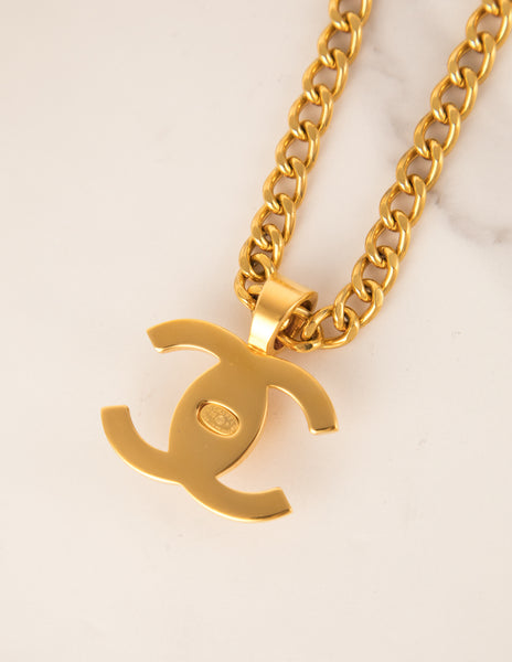 Chanel Vintage SS 1996 Iconic Golden CC Logo Turnlock Pendant Necklace