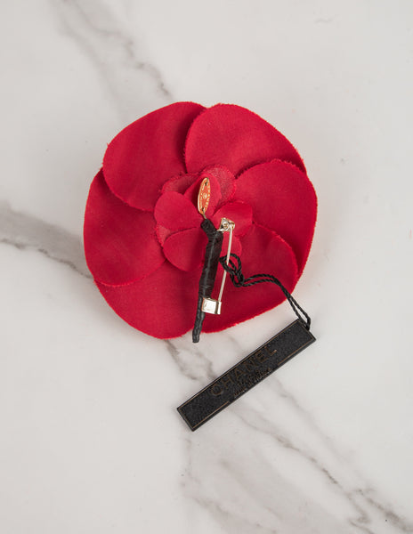 Chanel Vintage AW 1998 Red Velvet Camellia Flower Pin