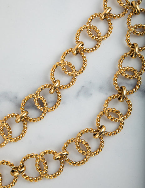 Chanel Vintage Gold Plated Massive Circular Chain Coin Pendant Belt