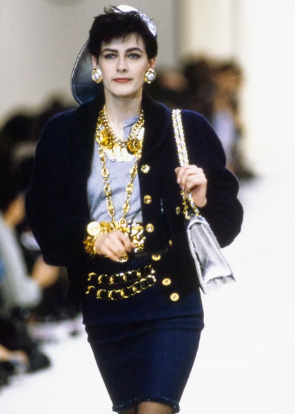 Chanel Vintage AW 1991 ‘Hip Hop Collection’ Gold Hammered CC Logo Flower Shamrock Cambon Large Multi Medallion Chain Necklace