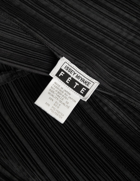 Issey Miyake Fete Vintage 1990s Pleated Silk Shawl Collar Duster