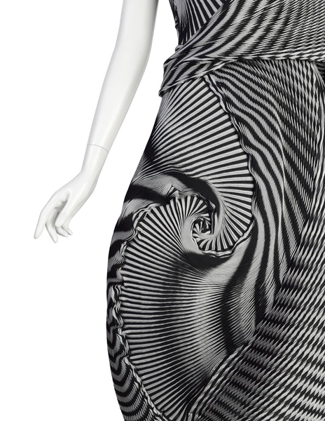 Issey Miyake AW2016 Black White Pleated Optical Spirograph Skirt and Shawl Ensemble Set