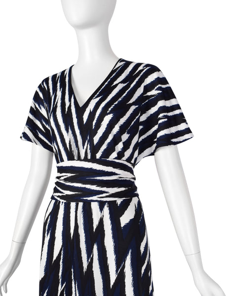 Roberta di Camerino Vintage 1978 Black Blue & White Zig Zag Print Jersey Maxi Dress