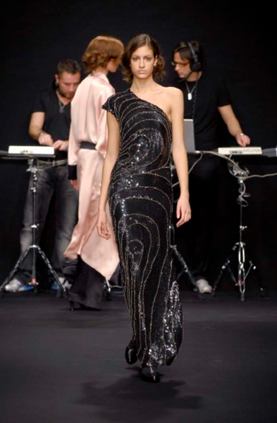 Krizia Vintage AW 2006 Black Silver Beaded Sequin Silk One Shoulder Gown