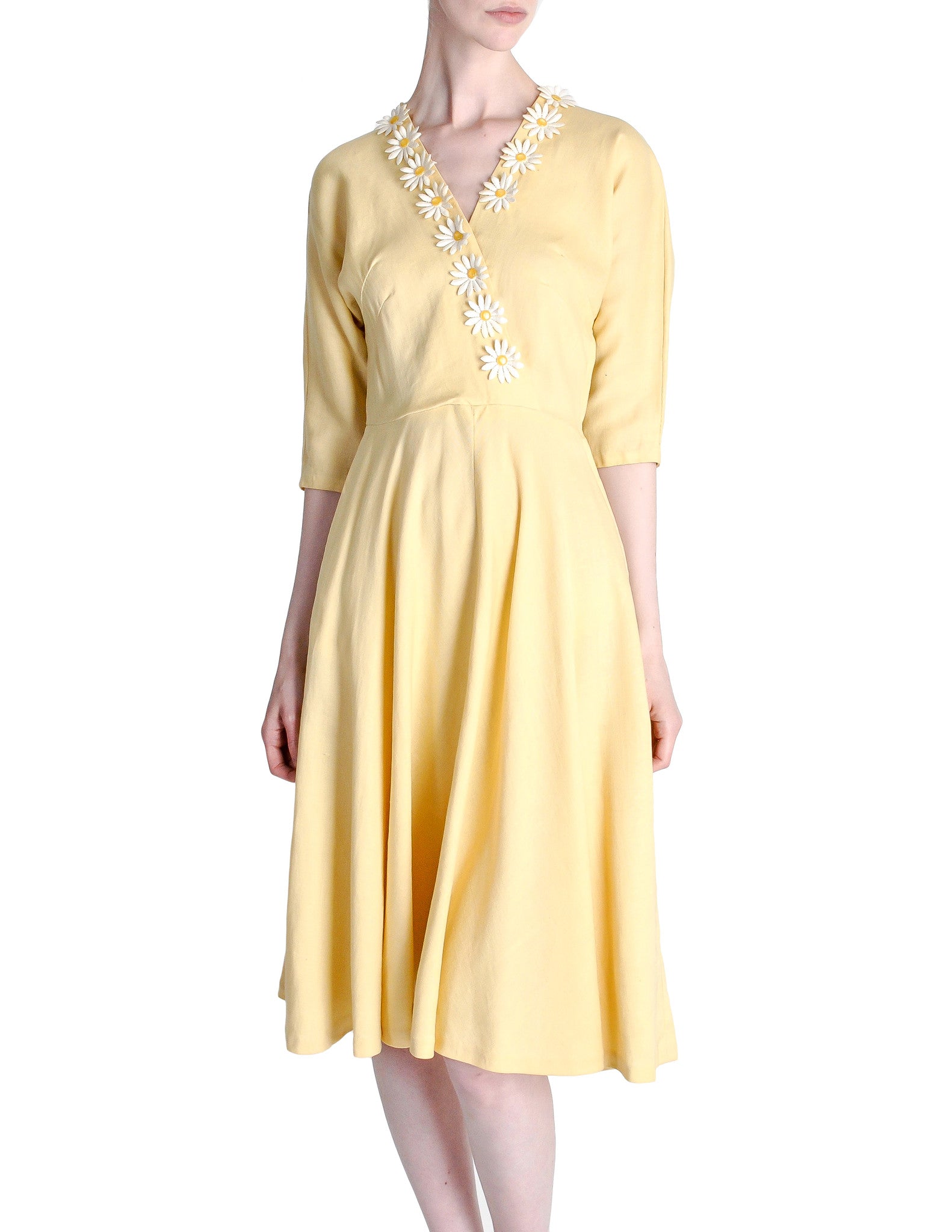 Vintage 1940s Yellow Linen Daisy Dress