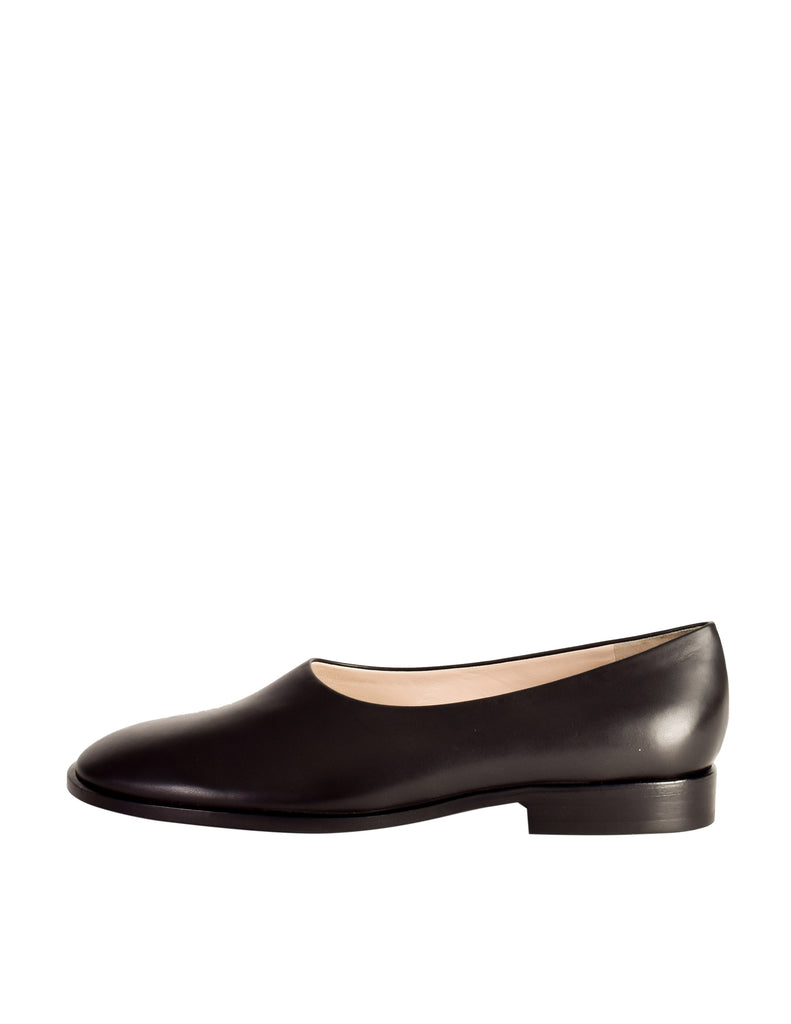 Bottega Veneta Vintage Black Leather High Cut Slip On Flats Shoes ...