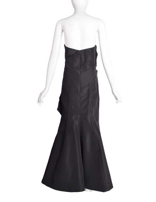 carolina herrera black dress | Women's | Halter Neck A Line | DAY Dress Crafted from wool stretch crepe Carolina Herrera Pre-fall 26 Collection