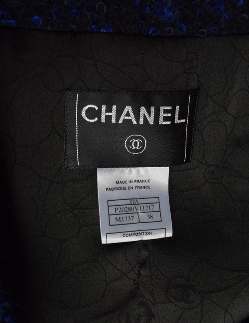 Chanel Vintage AW 2002 Runway Black Blue Wool Boucle Owl Button Two Pi – Amarcord  Vintage Fashion