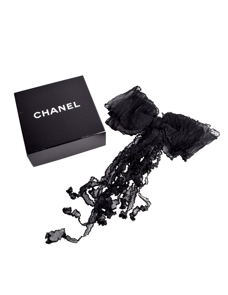 Chanel Vintage Black Crinkle Pleated Silk Chiffon Oversized Bow Brooch –  Amarcord Vintage Fashion
