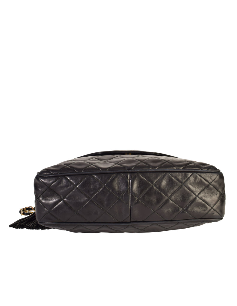 Chanel Vintage Black Matelasse Quilted Lambskin Leather Large CC Logo – Amarcord  Vintage Fashion