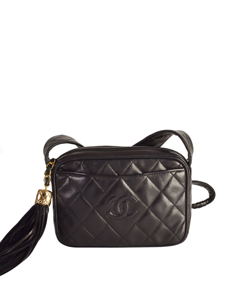 Chanel Vintage 1990s Black Lambskin Quilted Matelasse CC Logo