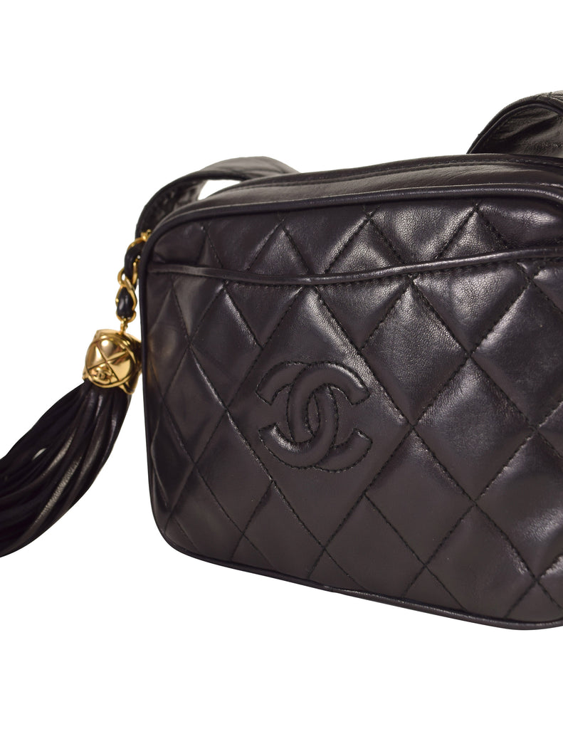 Chanel Vintage 1990s Black Lambskin Quilted Matelasse CC Logo