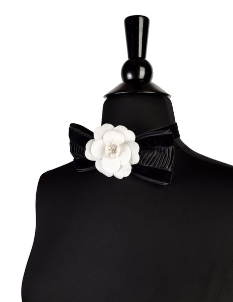 Chanel Vintage White Camellia Black Pleated Velvet Satin Choker Necklace
