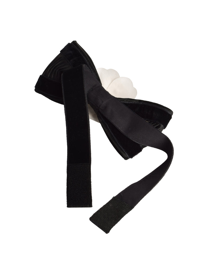 Chanel Vintage White Camellia Black Pleated Velvet Satin Choker