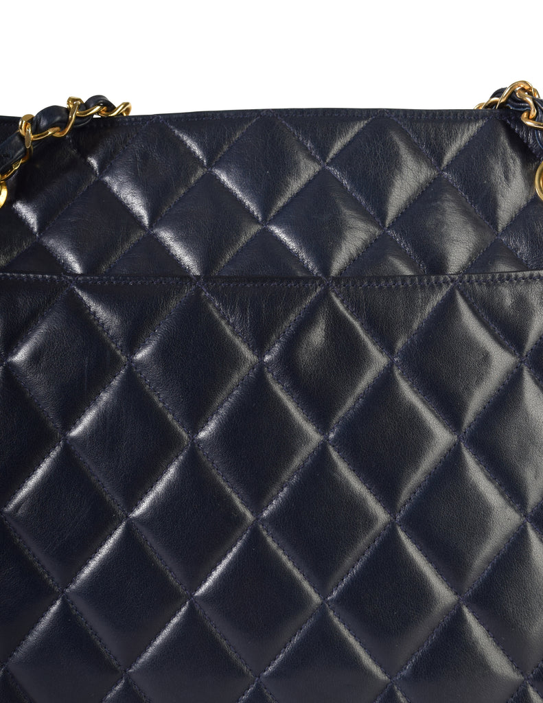 Chanel Vintage 1980s Matelasse Quilted Navy Blue Lambskin Leather Shou – Amarcord  Vintage Fashion