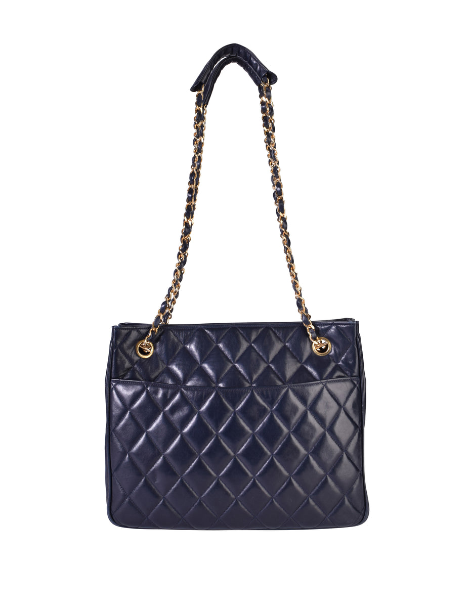 Chanel Vintage 1980s Matelasse Quilted Navy Blue Lambskin Leather Shou