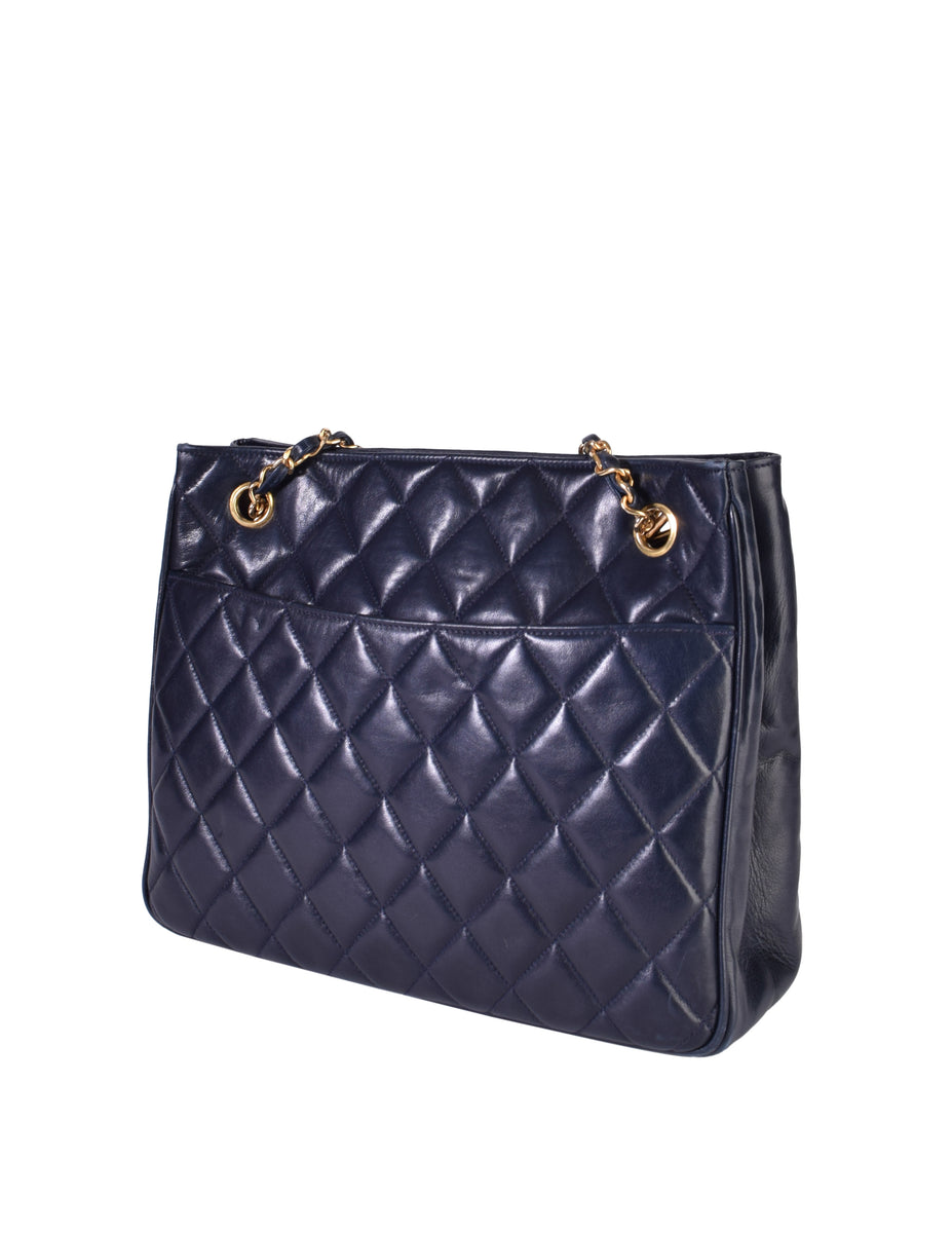 Chanel Vintage 1980s Matelasse Quilted Navy Blue Lambskin Leather Shou
