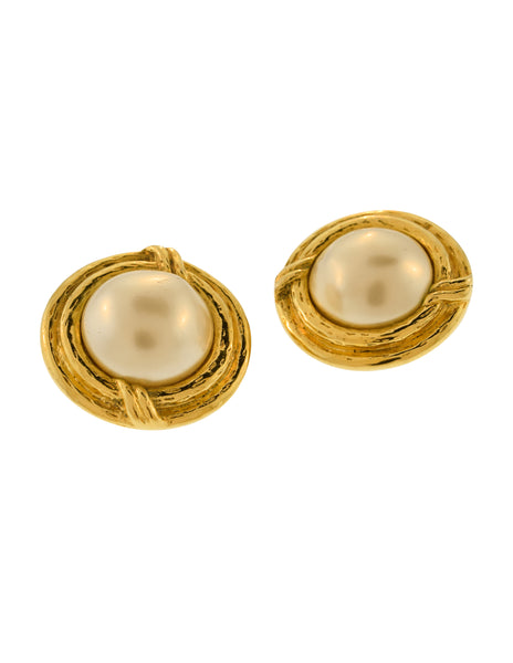 Chanel Vintage 1980s Classic Gold Framed Pearl Earrings
