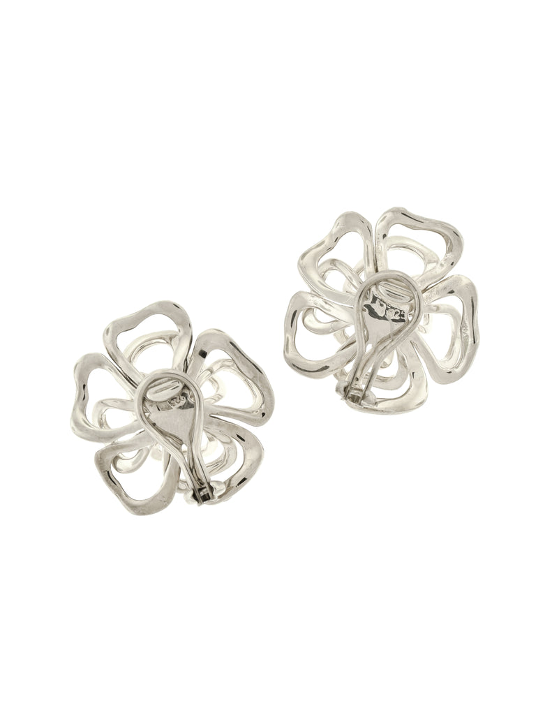 Chanel Vintage Camellia Flower Cut Out Sterling Silver Earrings – Amarcord  Vintage Fashion