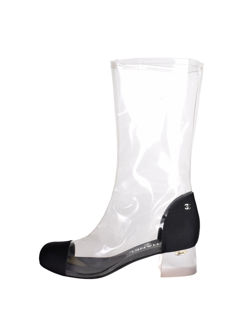 TRANSPARENT BOOTS SPRING-SUMMER 2018 COLLECTION - CHANEL