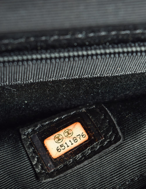 Chanel Vintage Unique Black and Cream Plexi Logo Turnlock Flap Bag –  Amarcord Vintage Fashion
