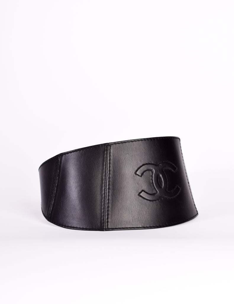Vintage Chanel Belt Leather Metal Buckle CC Logo