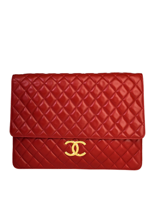Chanel Vintage Oversized Red Matelasse Quilted Lambskin Leather CC Log –  Amarcord Vintage Fashion
