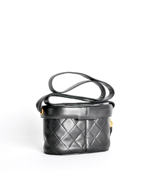 Chanel Vintage Black Quilted Lambskin Tassel Bag – Amarcord