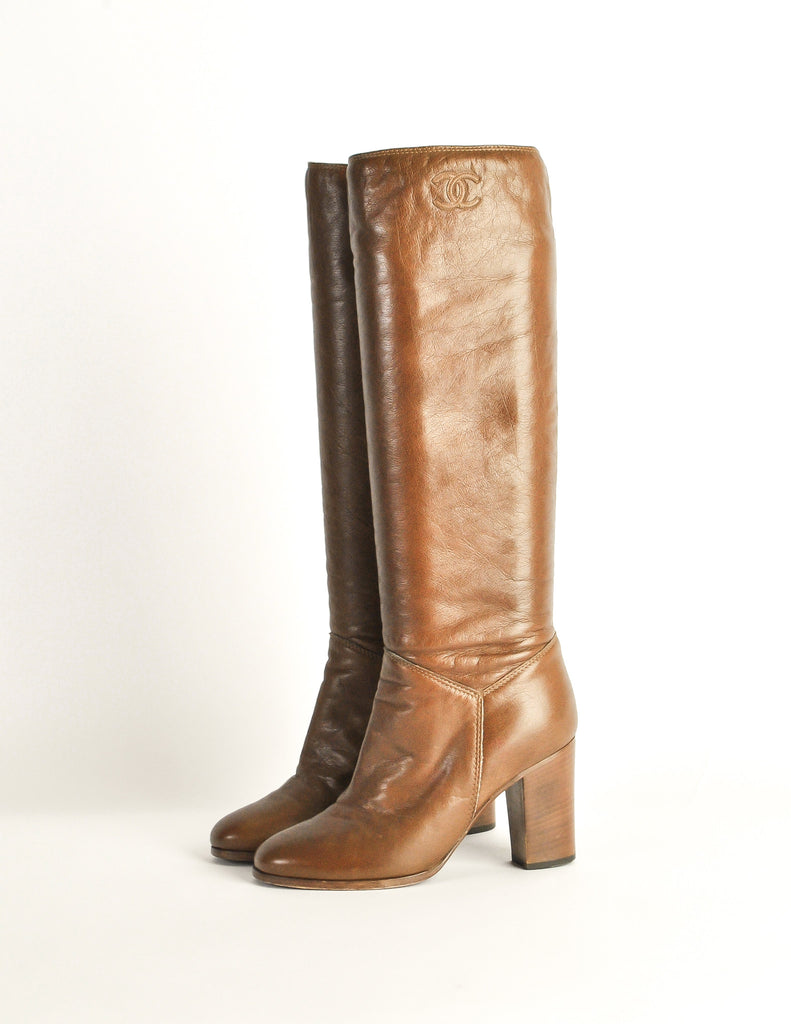 Elegant Leather Knee-High Boots on Heel Brown Felsha