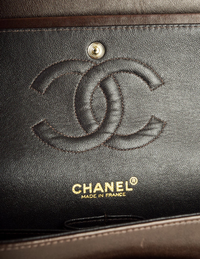 chanel brown leather baguette