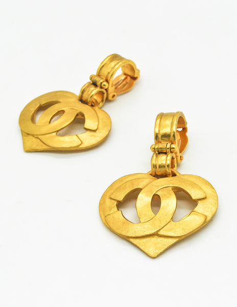 Chanel Vintage CC Logo Heart Earrings - Amarcord Vintage Fashion
 - 4