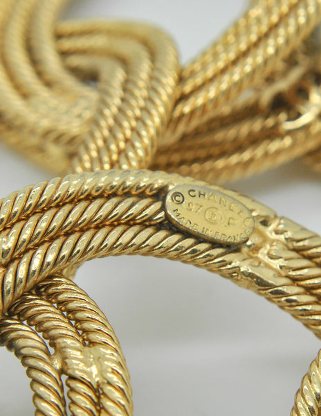 Chanel Vintage Gold CC Logo Chain Link Necklace