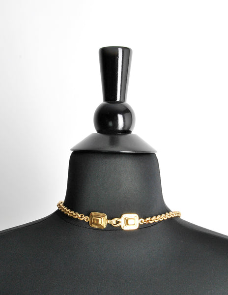 Chanel Vintage Gold CC Logo Crest Flower Necklace - Amarcord Vintage Fashion
 - 6