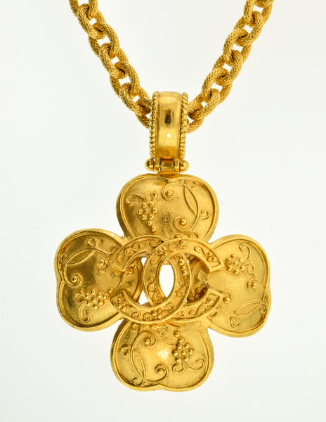Chanel Vintage Gold CC Clover Necklace