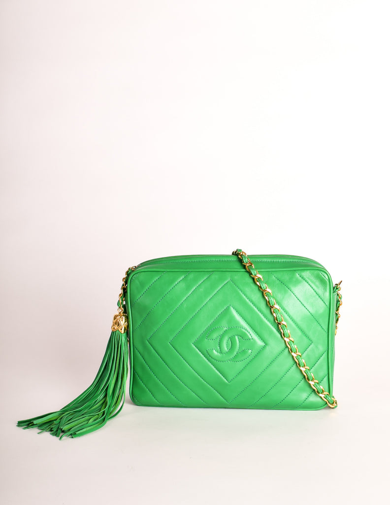 Chanel Vintage Kelly Green Lambskin CC Logo Tassel Shoulder Camera Bag