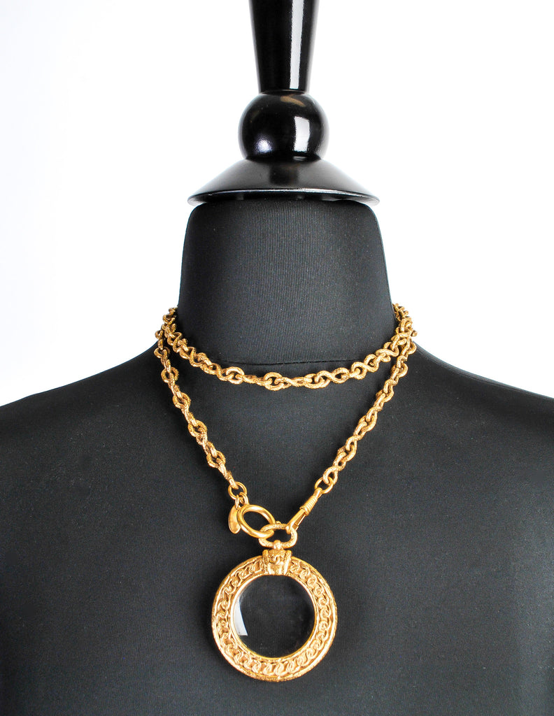 Chanel Vintage CC Logo Gold Chain Loupe Pendant Necklace