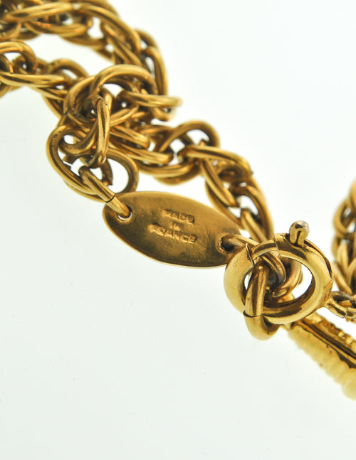 Chanel Vintage Gold Rhinestone Magnifying Glass Loupe Necklace – Amarcord  Vintage Fashion