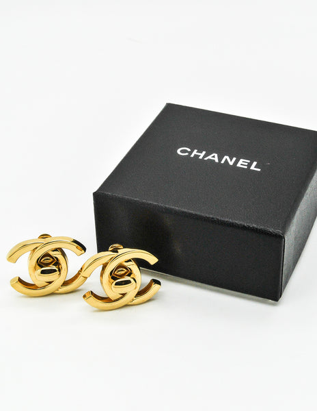 Chanel Vintage Turn Lock CC Clasp Earrings - Amarcord Vintage Fashion
 - 4