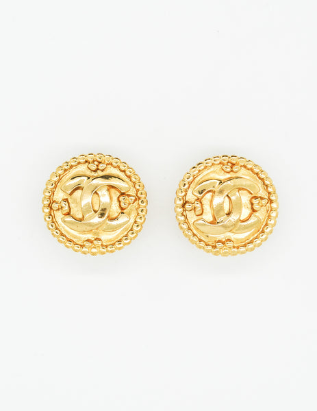 Chanel Vintage Gold CC Logo Earrings - Amarcord Vintage Fashion
 - 2