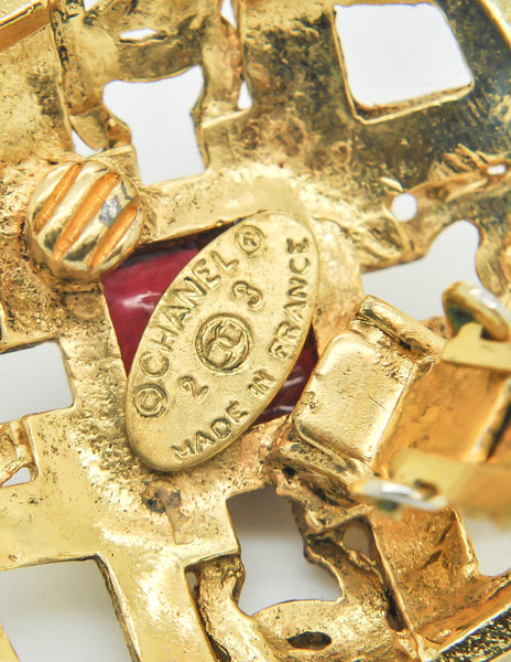 Chanel Vintage Gripoix Gold CC Logo Earrings