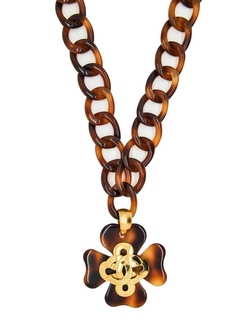 Chanel Vintage Tortoise Clover Chain Link Necklace – Amarcord Vintage  Fashion